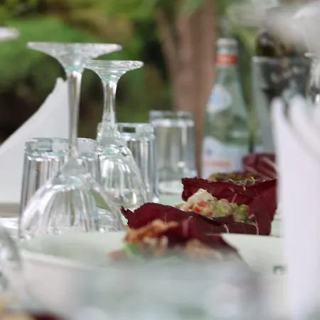 Orchidea ホテル 4*