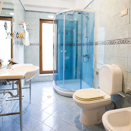 Orchidea Otel Tiran